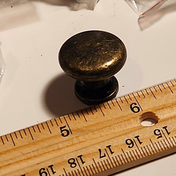 Cabinet Drawer Pull Knob Handle Bronze set of 7 - Picture 1 of 1